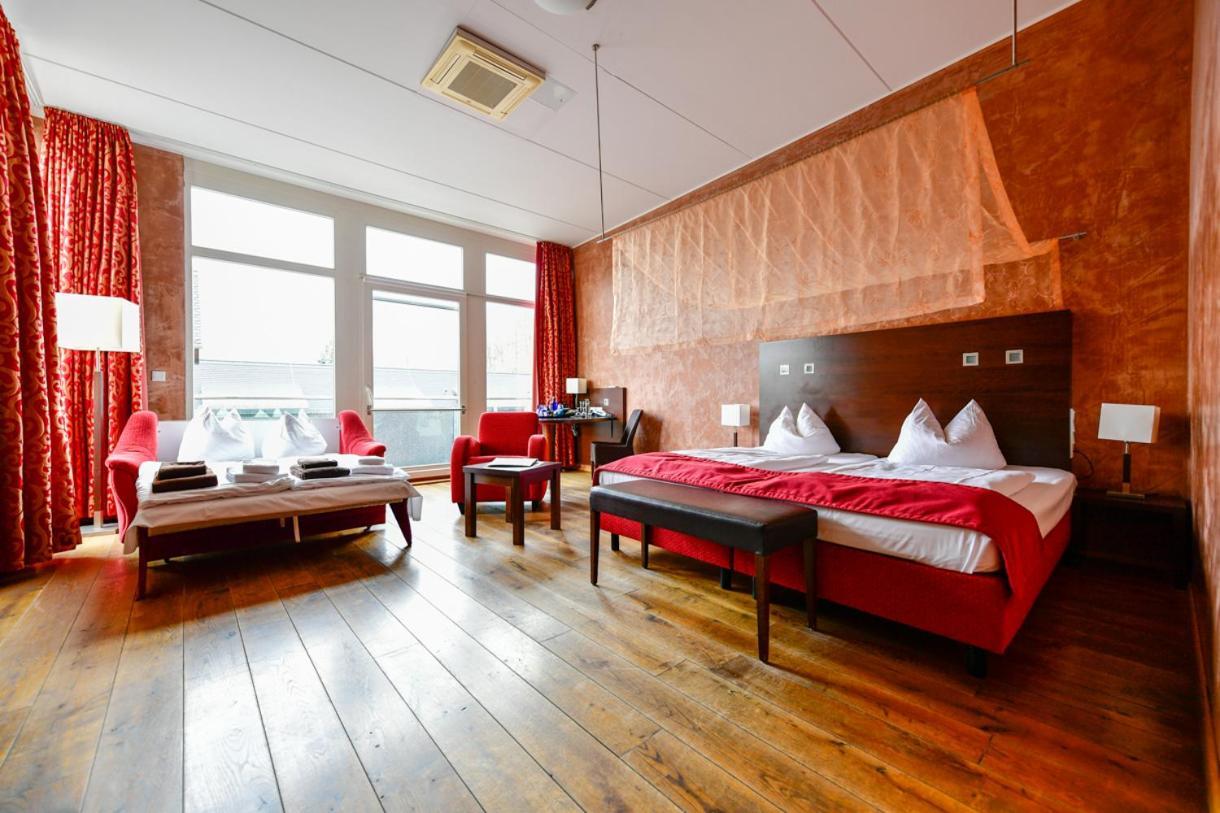 Landhotel Burg Im Spreewald - Resort & Spa Екстериор снимка