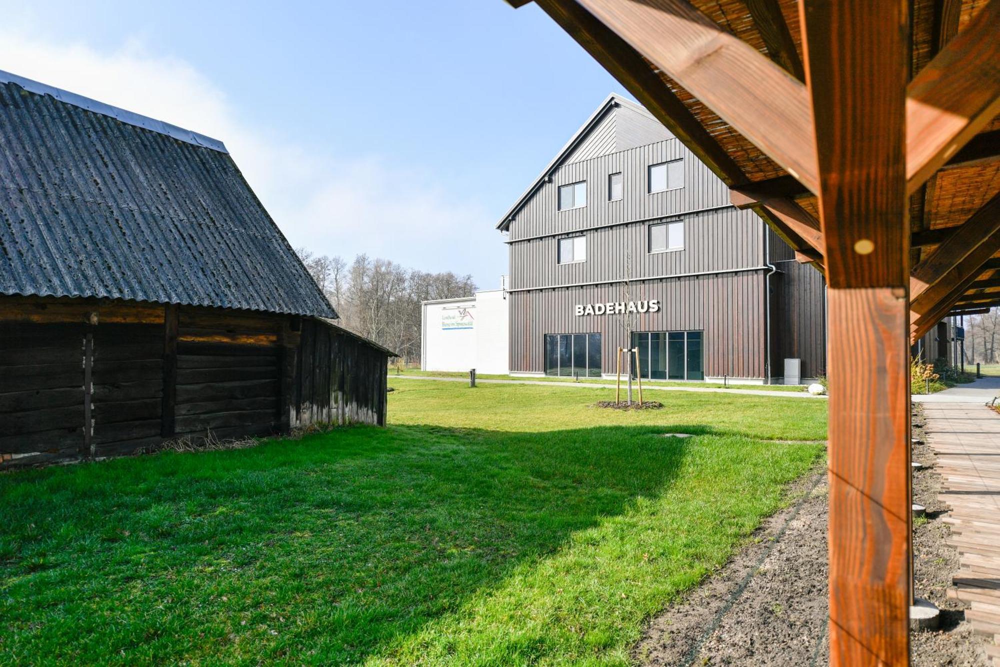Landhotel Burg Im Spreewald - Resort & Spa Екстериор снимка