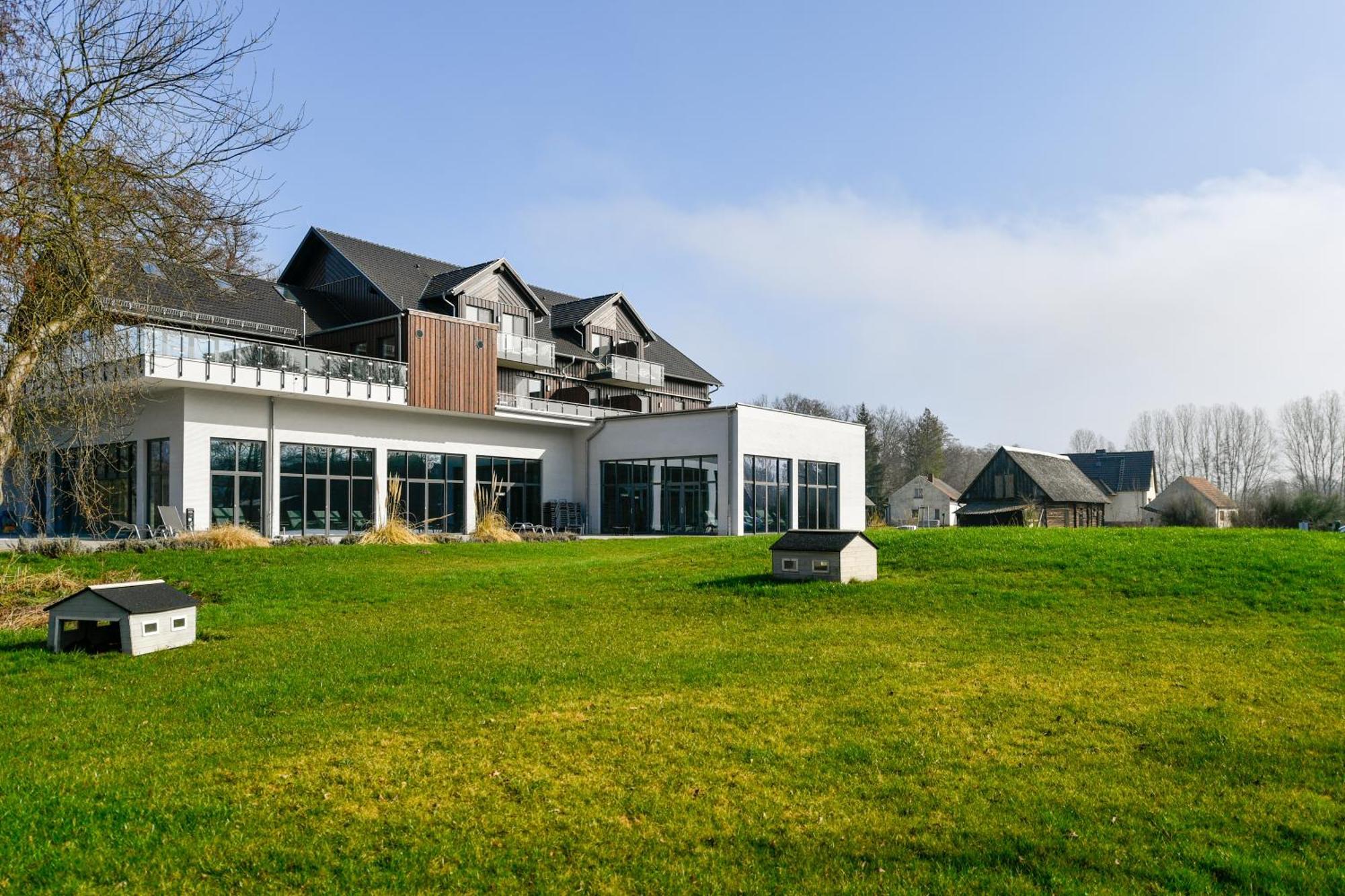 Landhotel Burg Im Spreewald - Resort & Spa Екстериор снимка